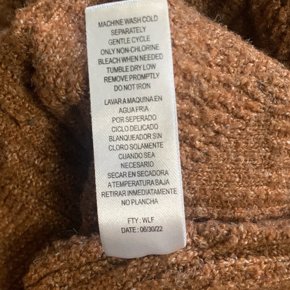 Jolie & Joy Brown Button Sweater Vest - Picture 11 of 11